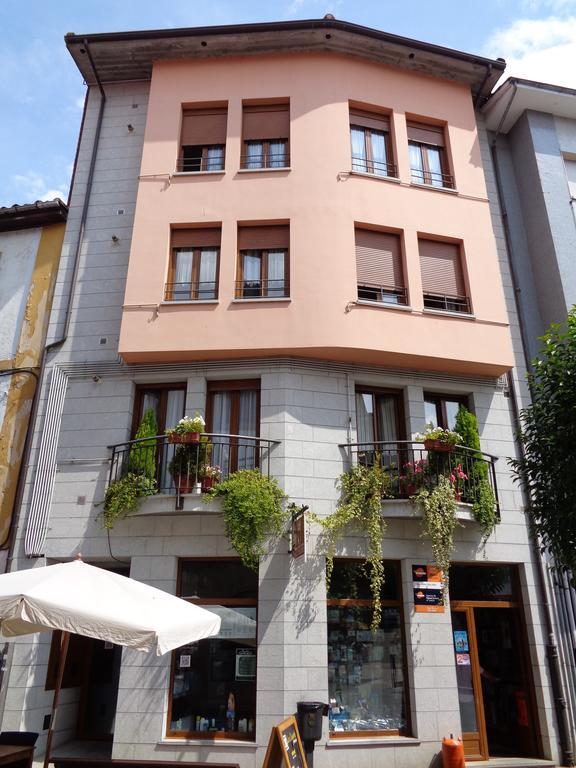 Apartamentos San Pelayo Cangas de Onis Room photo