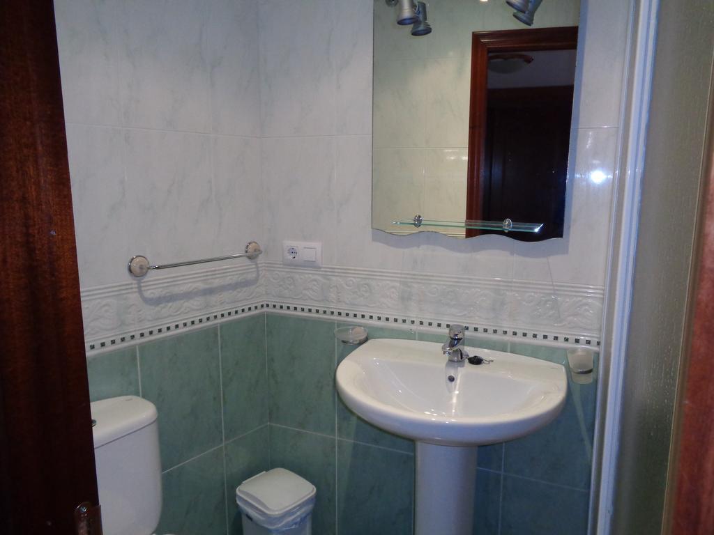 Apartamentos San Pelayo Cangas de Onis Room photo