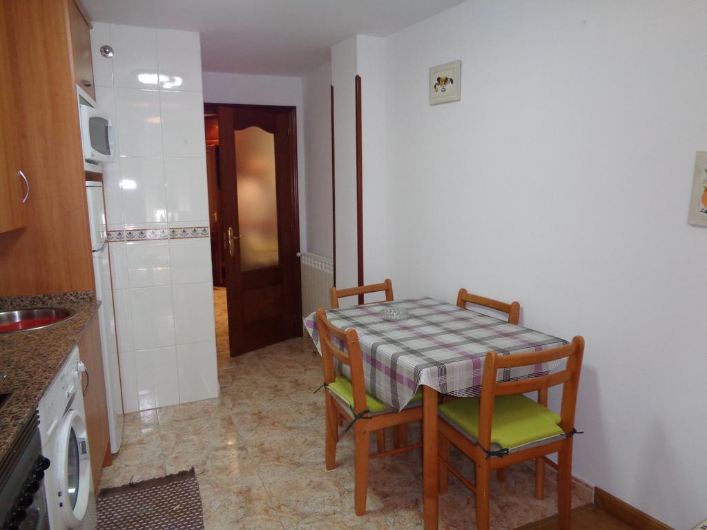 Apartamentos San Pelayo Cangas de Onis Room photo