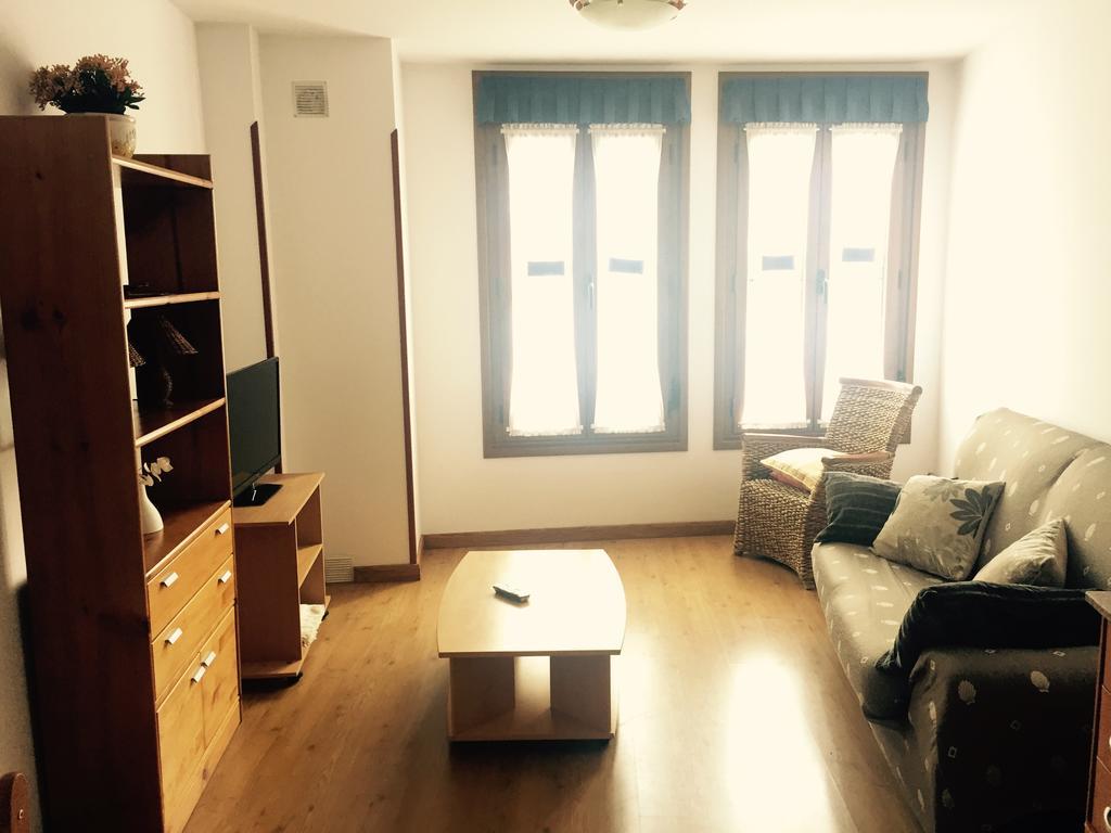 Apartamentos San Pelayo Cangas de Onis Room photo